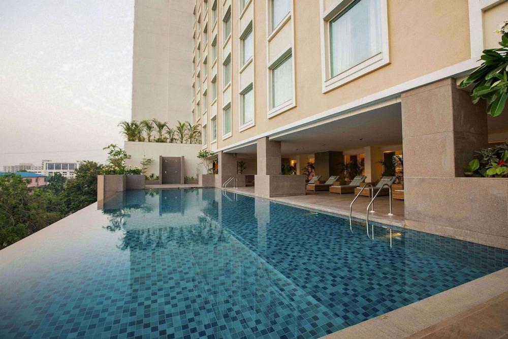Lemon Tree Premier City Center Pune Zewnętrze zdjęcie