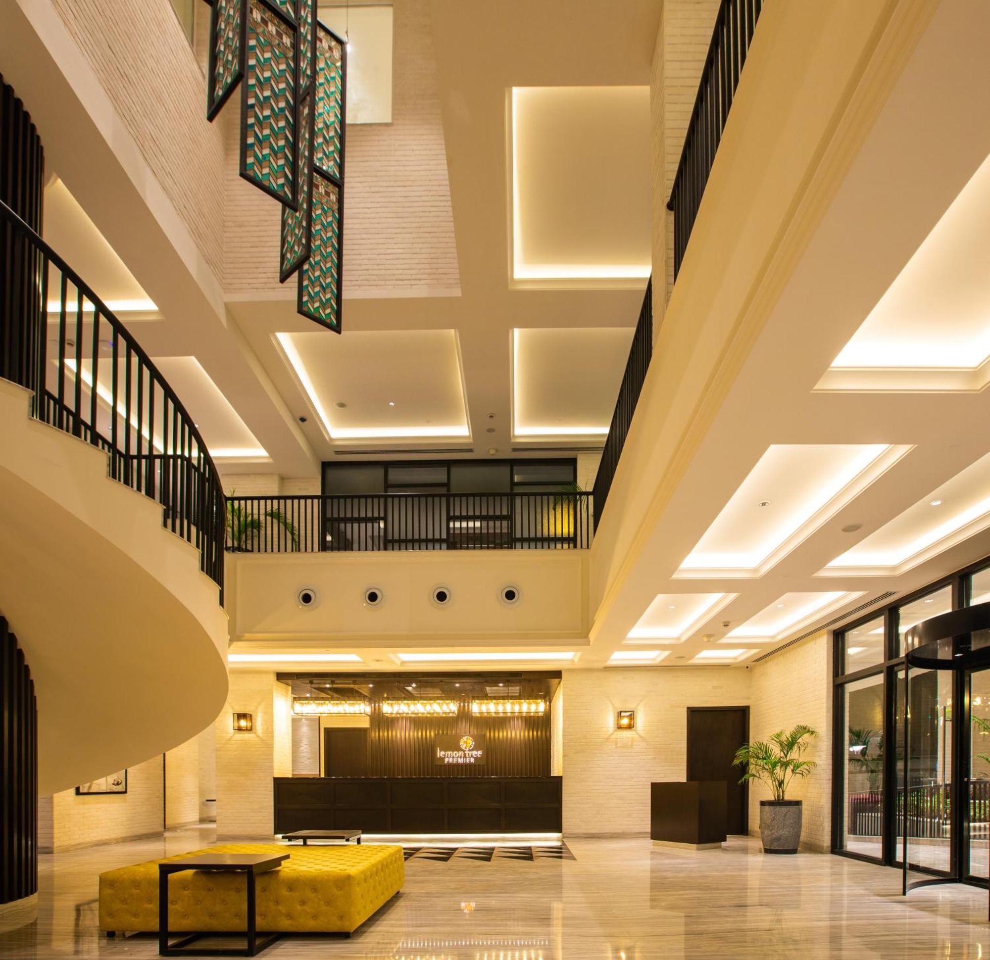 Lemon Tree Premier City Center Pune Zewnętrze zdjęcie